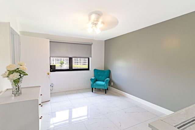 10331 Sunrise Lakes Boulevard 302, Sunrise, FL 33322