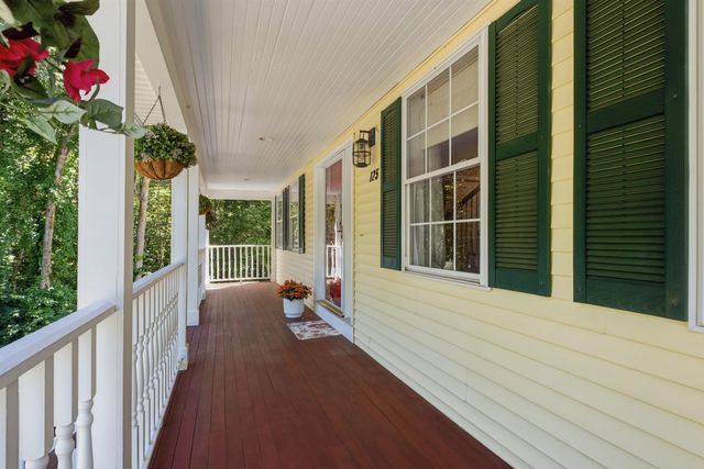 125 Walnut Hill Road, Derry, NH 03038