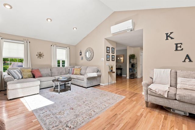 125 Walnut Hill Road, Derry, NH 03038