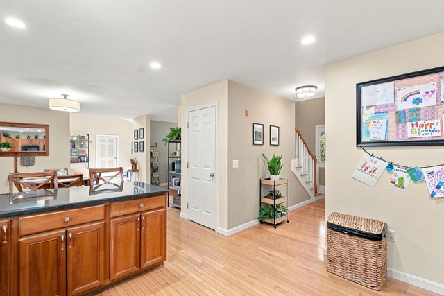 125 Walnut Hill Road, Derry, NH 03038