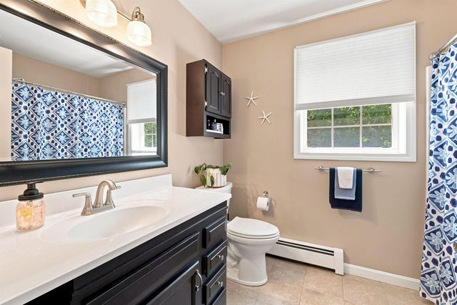 125 Walnut Hill Road, Derry, NH 03038
