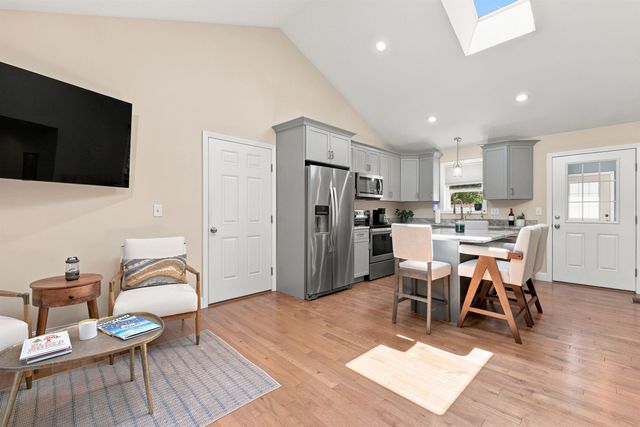 125 Walnut Hill Road, Derry, NH 03038