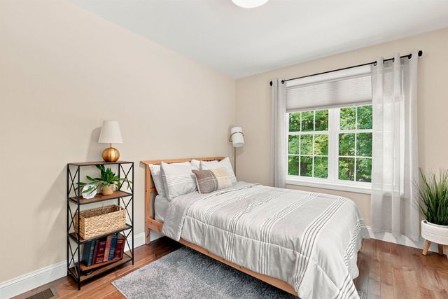 125 Walnut Hill Road, Derry, NH 03038