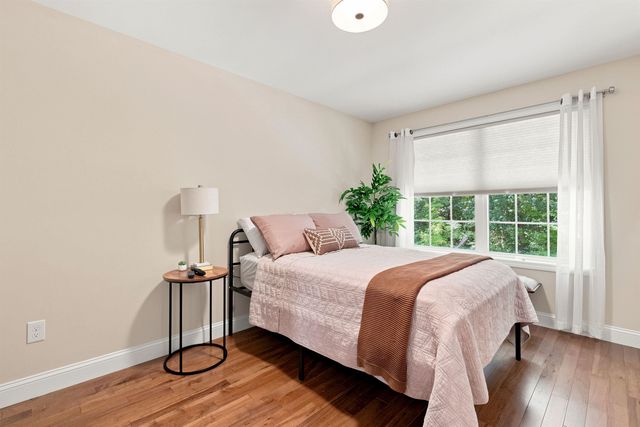 125 Walnut Hill Road, Derry, NH 03038