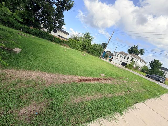 4701 Market Street, Houston, TX 77020