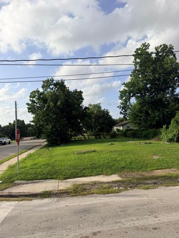 4701 Market Street, Houston, TX 77020