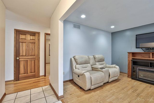 30 Stablegate Court, Fairfield, OH 45014