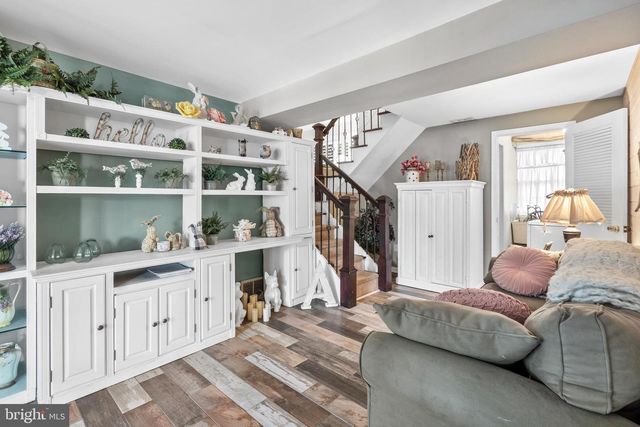 36 BEAVER DR, Barrington, NJ 08007