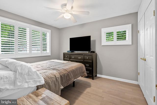 36 BEAVER DR, Barrington, NJ 08007