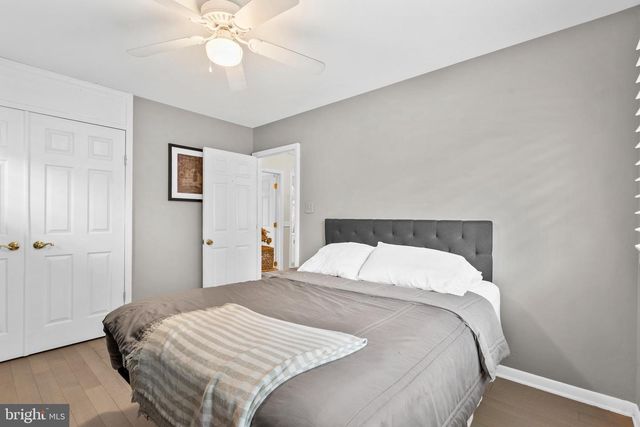 36 BEAVER DR, Barrington, NJ 08007