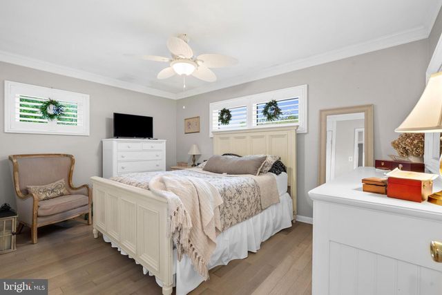 36 BEAVER DR, Barrington, NJ 08007
