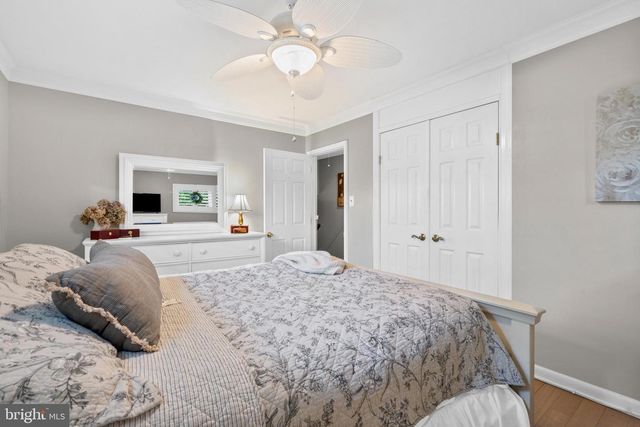 36 BEAVER DR, Barrington, NJ 08007