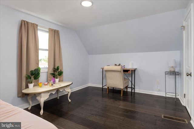 402 BAYSIDE DR, Baltimore, MD 21222