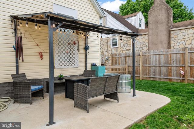 402 BAYSIDE DR, Baltimore, MD 21222