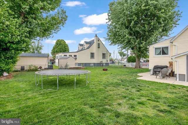 402 BAYSIDE DR, Baltimore, MD 21222