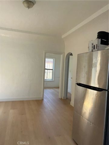 928 W 78 Street 4, Los Angeles, CA 90044