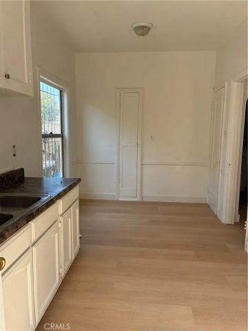 928 W 78 Street 4, Los Angeles, CA 90044