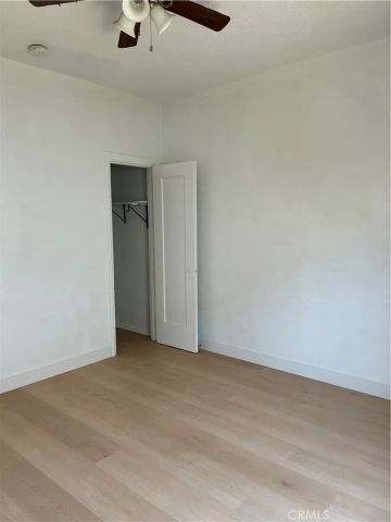 928 W 78 Street 4, Los Angeles, CA 90044