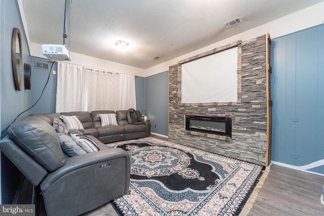 8334 SCOTTS LEVEL, Pikesville, MD 21208