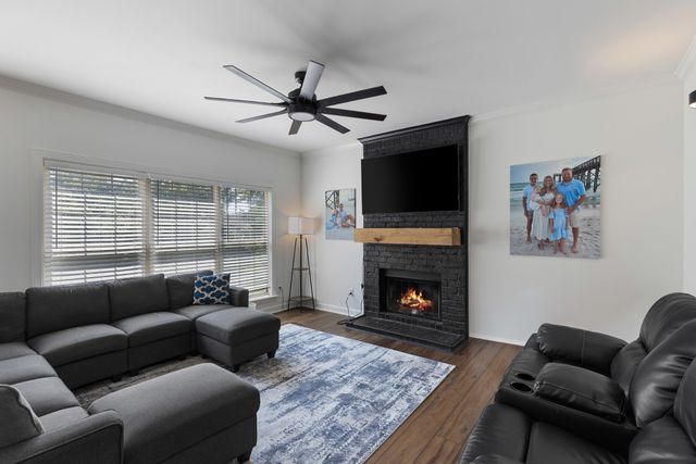 812 Lynn Dr, Goodlettsville, TN 37072