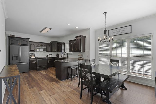 812 Lynn Dr, Goodlettsville, TN 37072