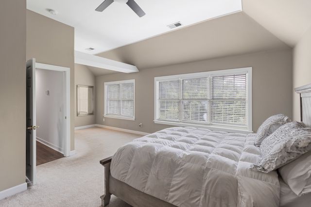 812 Lynn Dr, Goodlettsville, TN 37072