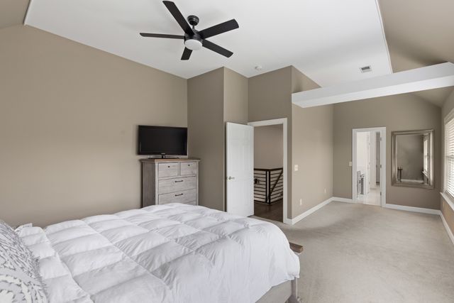 812 Lynn Dr, Goodlettsville, TN 37072