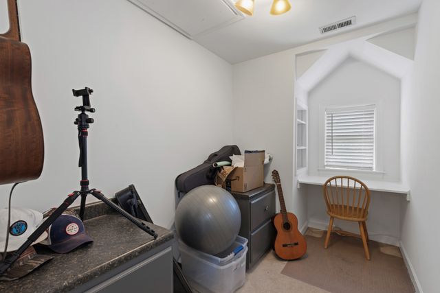 812 Lynn Dr, Goodlettsville, TN 37072