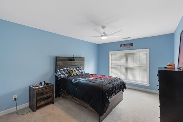 812 Lynn Dr, Goodlettsville, TN 37072