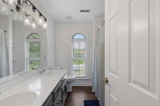 812 Lynn Dr, Goodlettsville, TN 37072