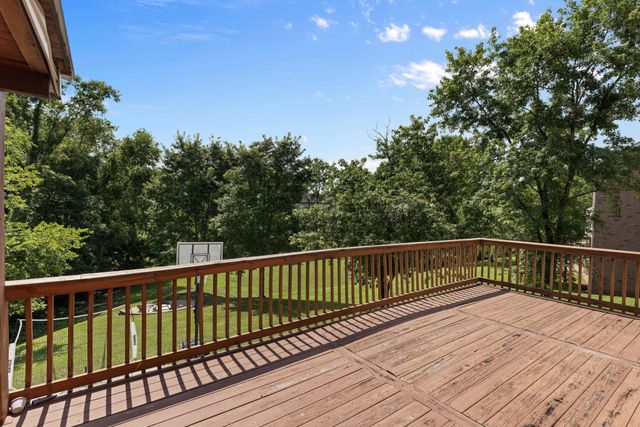 812 Lynn Dr, Goodlettsville, TN 37072