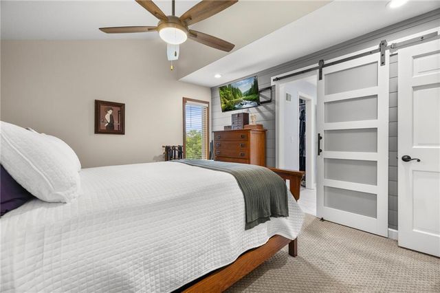 32435 W 91st Street, De Soto, KS 66018