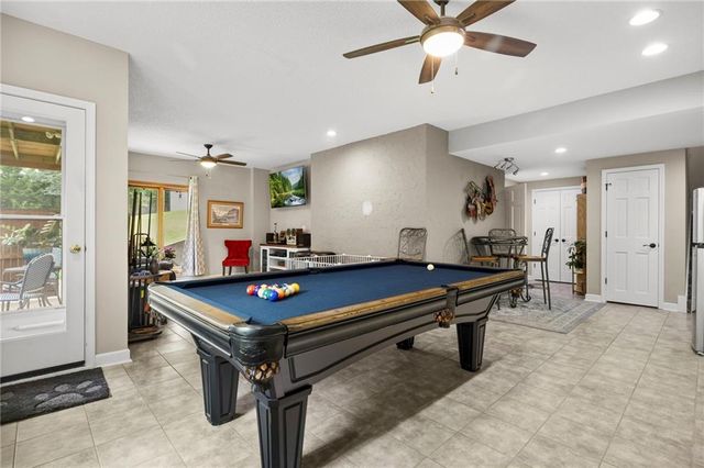 32435 W 91st Street, De Soto, KS 66018