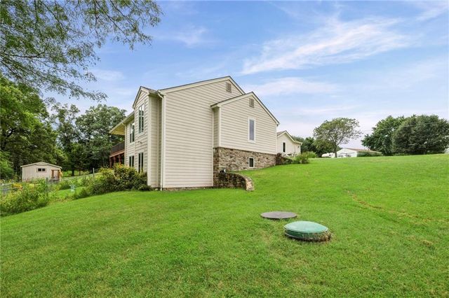 32435 W 91st Street, De Soto, KS 66018