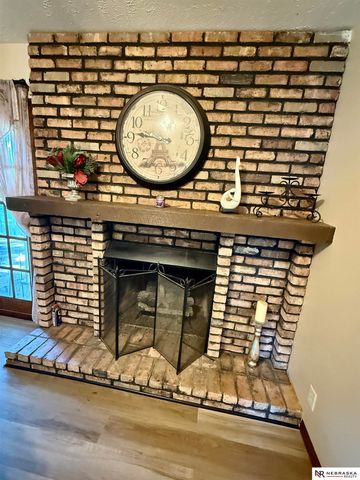 5906 N 110th Circle, Omaha, NE 68164