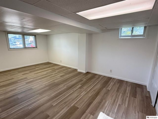 5906 N 110th Circle, Omaha, NE 68164