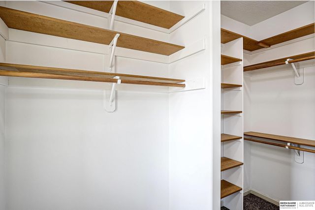 17013 Corby Street, Omaha, NE 68116