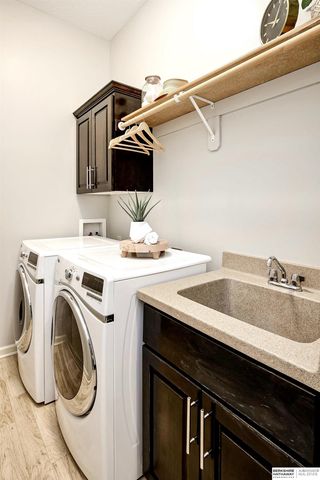 17013 Corby Street, Omaha, NE 68116