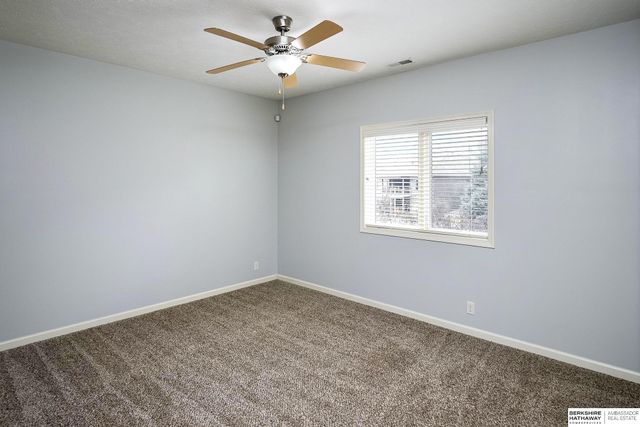 17013 Corby Street, Omaha, NE 68116