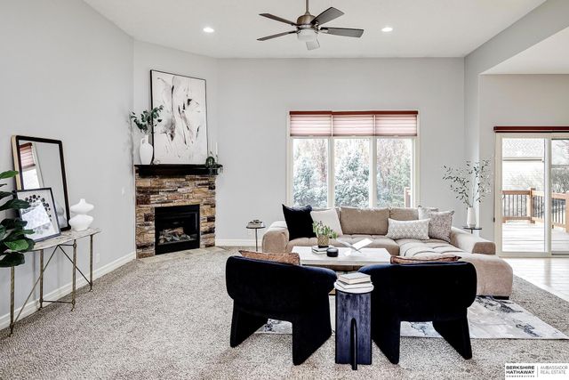 17013 Corby Street, Omaha, NE 68116