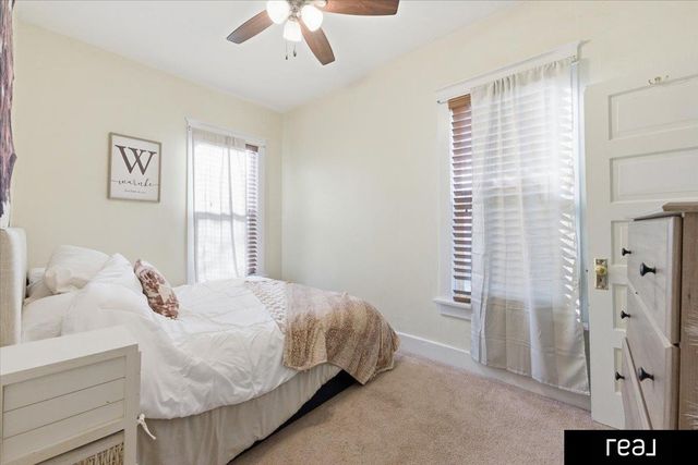 2555 Avenue C Avenue, Council Bluffs, IA 51501