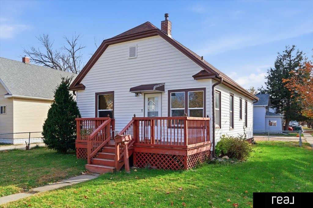 2555 Avenue C Avenue, Council Bluffs, IA 51501