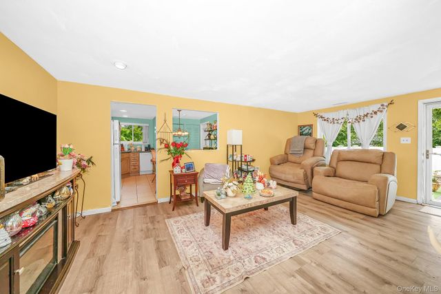 147 Birchwood Road 147, Medford, NY 11763