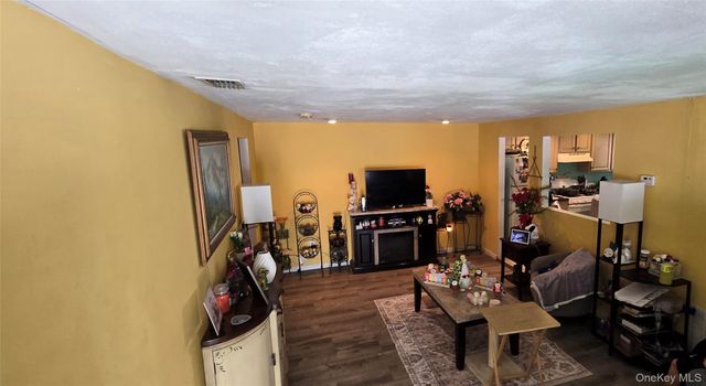 147 Birchwood Road 147, Medford, NY 11763