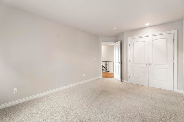 10160 Juniper Glen Circle, Redmond, OR 97756