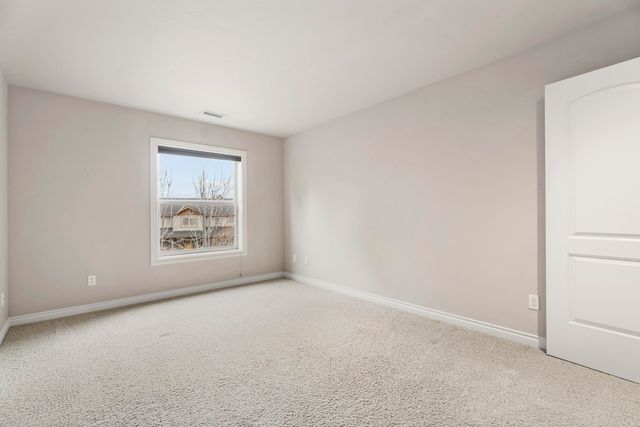 10160 Juniper Glen Circle, Redmond, OR 97756