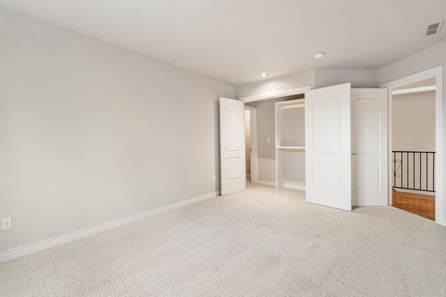 10160 Juniper Glen Circle, Redmond, OR 97756