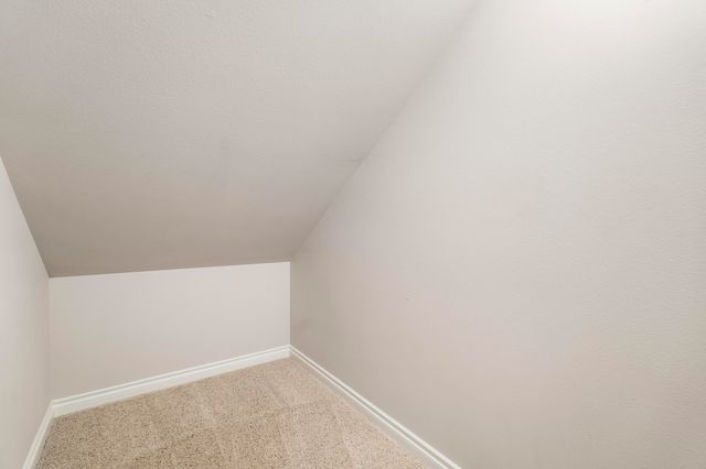 10160 Juniper Glen Circle, Redmond, OR 97756