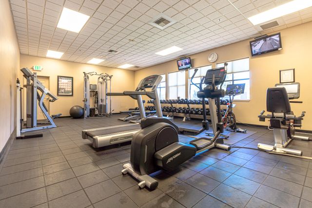 10160 Juniper Glen Circle, Redmond, OR 97756