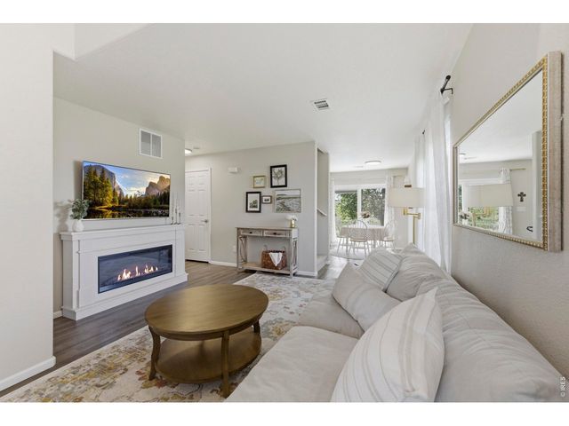 802 Waterglen Dr L-52, Fort Collins, CO 80524